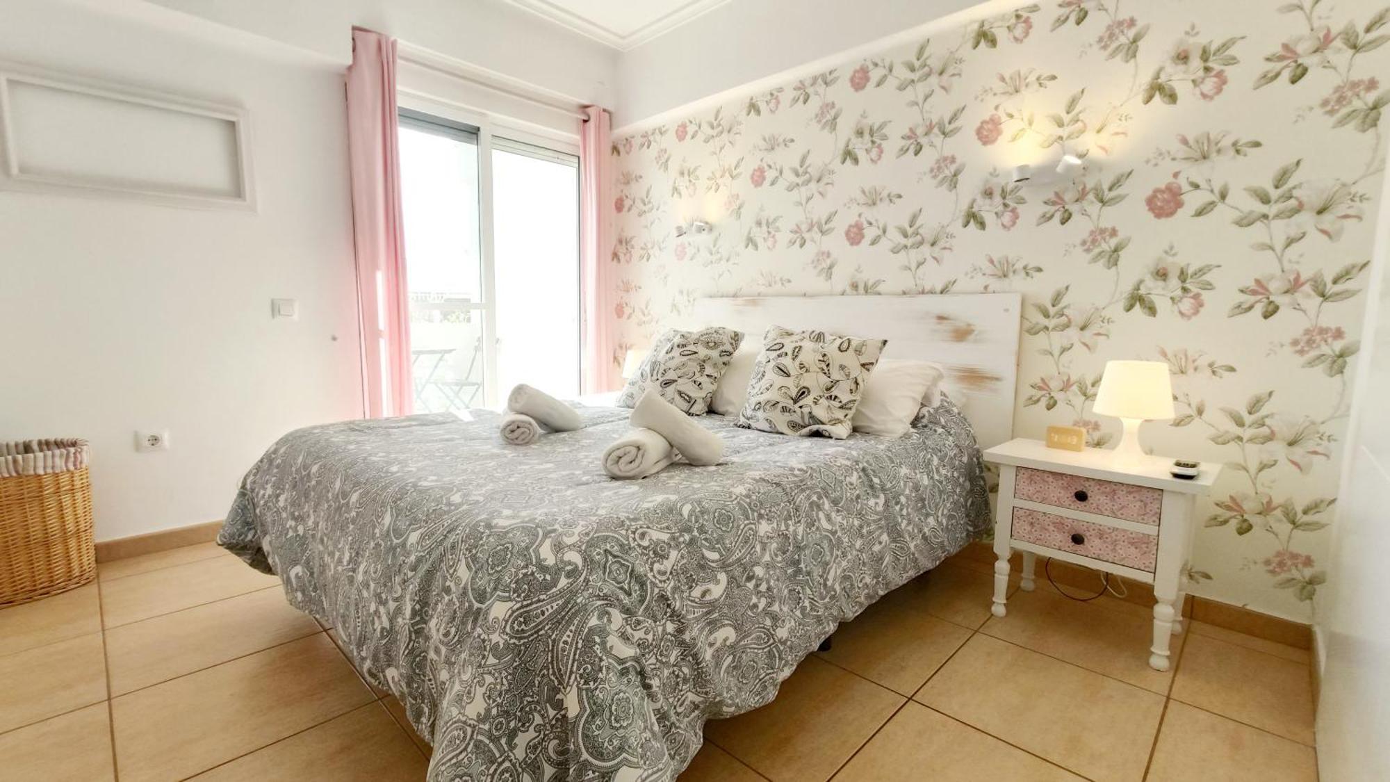 Apartamentos Oliver Playa Dénia Quarto foto