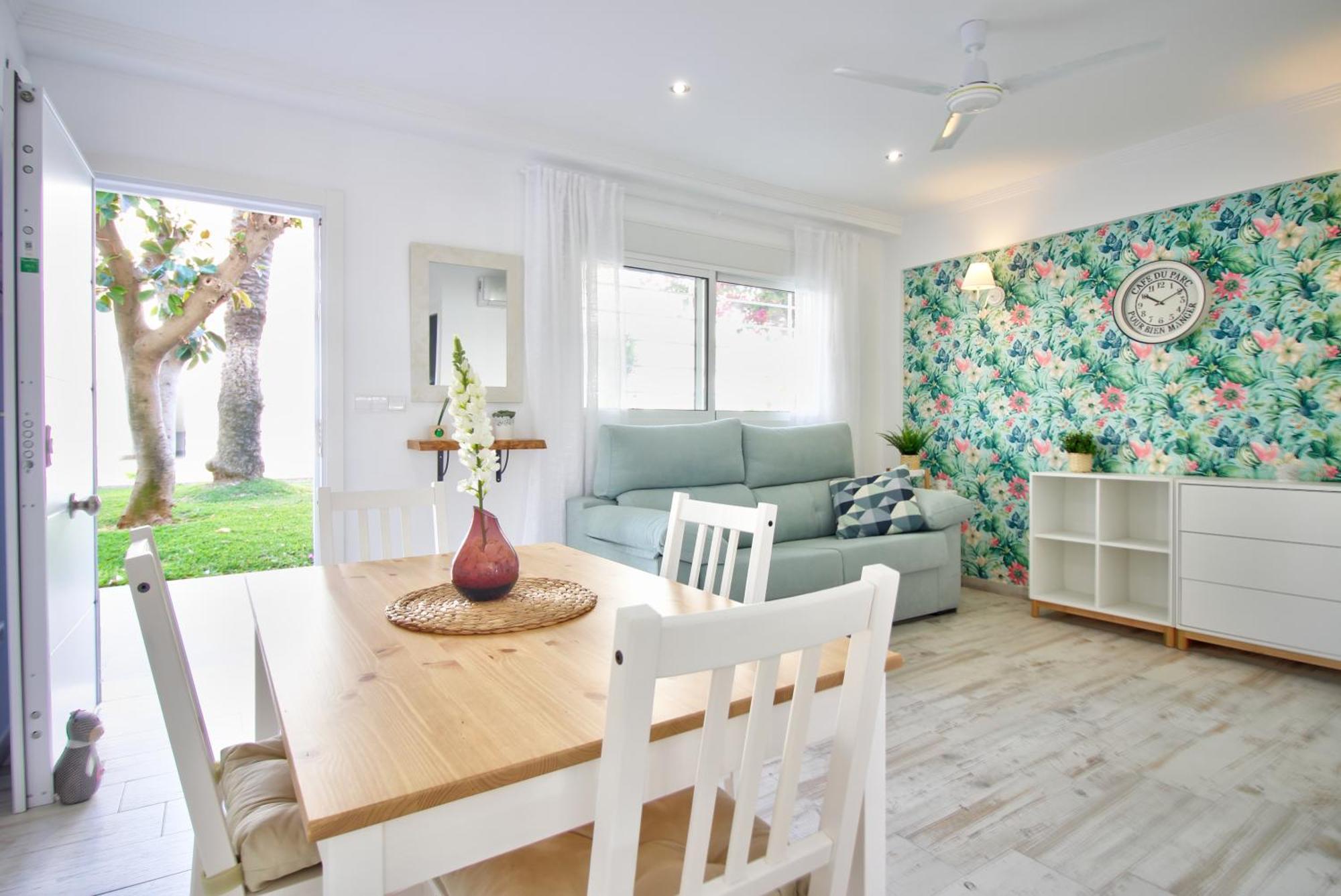 Apartamentos Oliver Playa Dénia Quarto foto